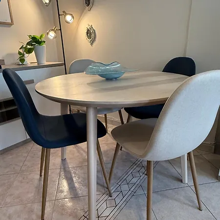 Robert Deluxe Apartman *