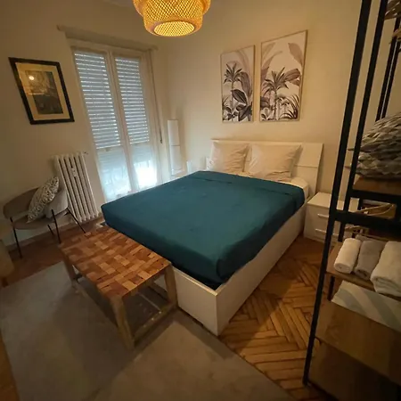 Robert Deluxe Torino